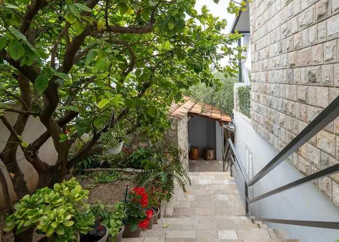 Marija By Guide * סלאנו